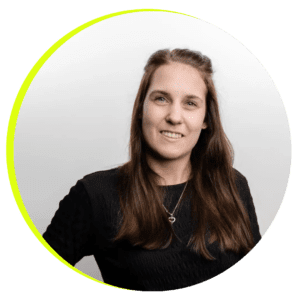 Picture of «Jeg er omringet av bra og dyktige mennesker – arbeidsmiljøet er fylt med gode kolleger som gjør det gøy, hyggelig og inspirerende å komme på jobb. Arbeidsdagen er preget av spennende og varierte arbeidsoppgaver, og vi har mulighet for personlig utvikling i egen rolle og i bedriften.»